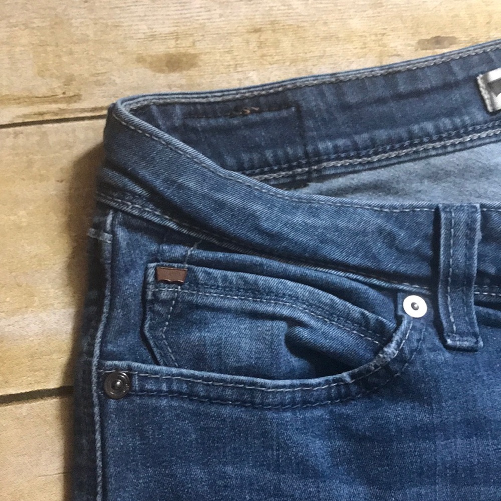 LEVIS JEANS - Picture 6 of 10